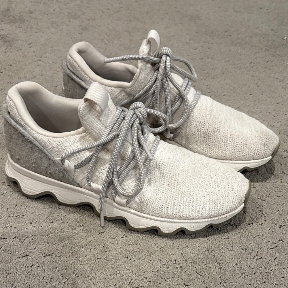 Sorel Neutral Knit Lace-Up Sneakers in Light Gray and Cream